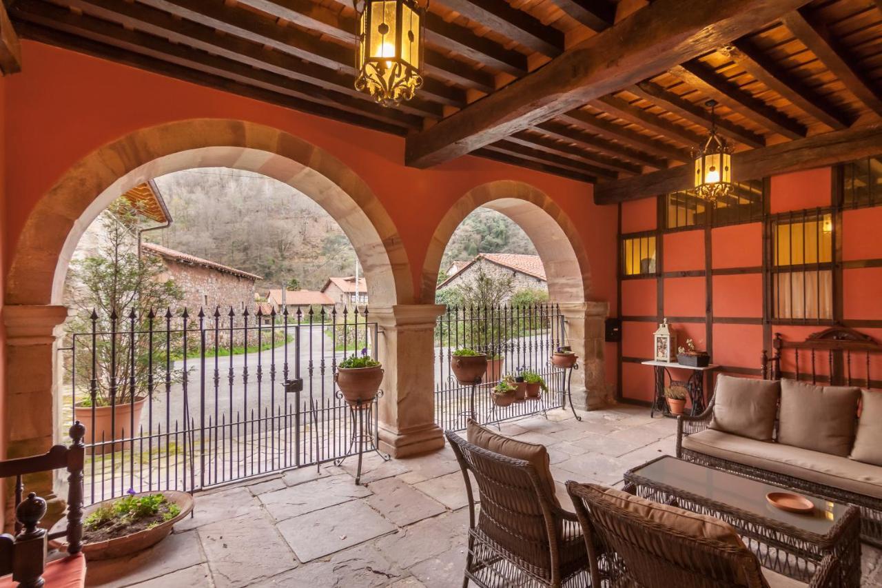 Gasthaus Casona De La Salceda Treceño Exterior foto